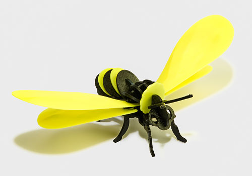 Design Awards Winner - 3dseason - GlowBee - A Glow in the Dark 