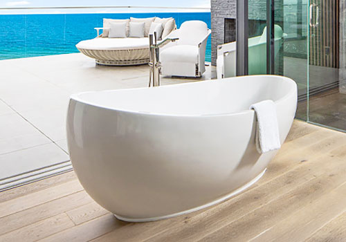NY Product Design Awards Winner - DesignMyx - Hydro Systems Picasso Freestanding Whirlpool Bathtub