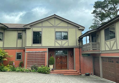 Design Awards Winner - Danting Li - SparksGlo Real Estate Agent Wordpress Website Template