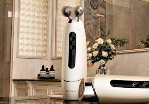 Design Awards Winner - Shenzhen Qianhai Nicemay Medical Beauty Instruments Co., Ltd. - MR-2590 Lumilift Pro Multi-Action Facial Device