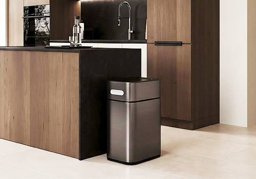 Design Awards Winner - Bai Shinan - JAH Smart Sanitizing Trash Can