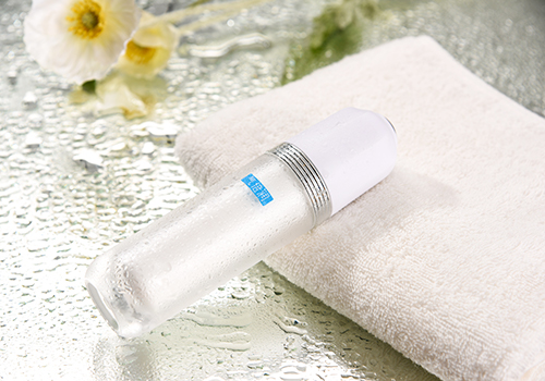 Design Awards Winner - Zhejiang Shenke Biotechnology Co., LTD - Refreshing Restorative Facial Essence Water