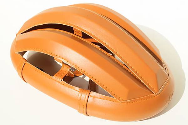 NY Product Design Awards News - SPIN Foldable Vintage Bicycle Helmet Wins Silver for Product Innovation